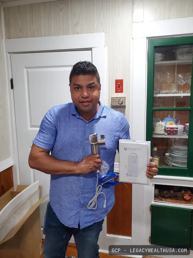 Instalando un sistema de agua en casa de un cliente